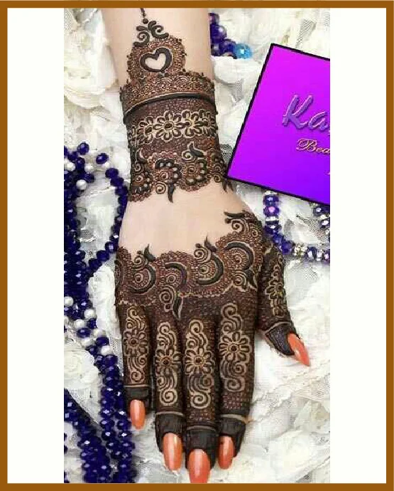Detailed Stylish Back Hand Henna With Flowers Stylish Back Hand Mehndi Design